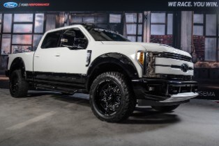 2017 Ford F-250 Super Duty 4x2 Lariat Crew Cab by Air Des...